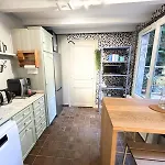 Hotel A Louer Au Sein D'une Auberge- Maillochon- Gare - - *