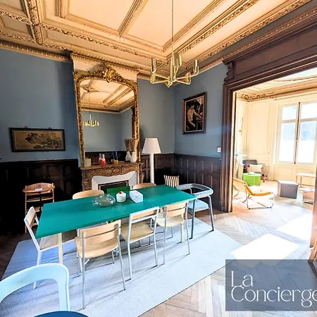 Hotel A Louer Au Sein D'une Auberge- Maillochon- Gare - - *