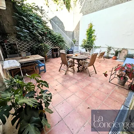 Hotel A Louer Au Sein D'une Auberge- Maillochon- Gare - -