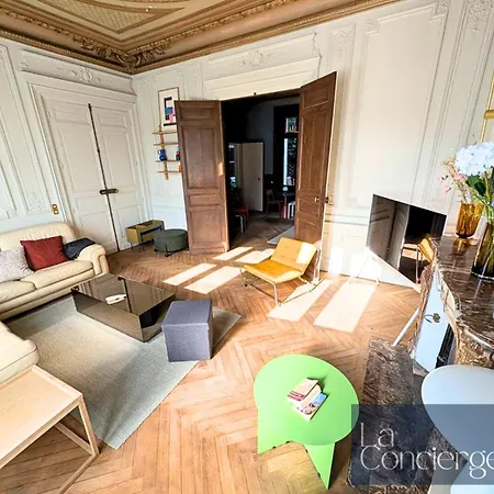 A Louer Au Sein D'une Auberge- Maillochon- Gare - - * Poitiers