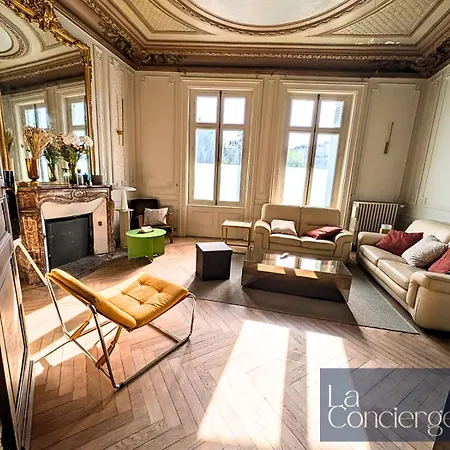 A Louer Au Sein D'une Auberge- Maillochon- Gare - - * Poitiers