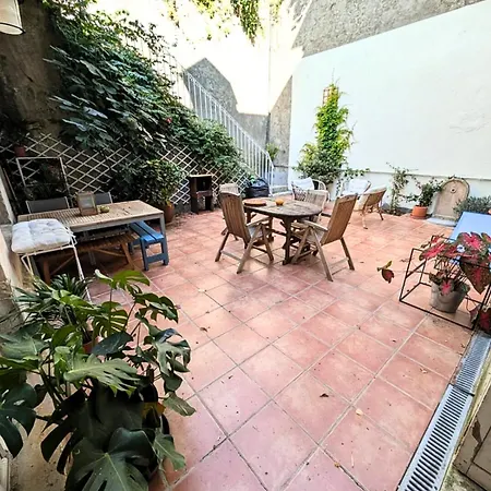 ホテル A Louer Au Sein D'une Auberge- Maillochon- Gare - -