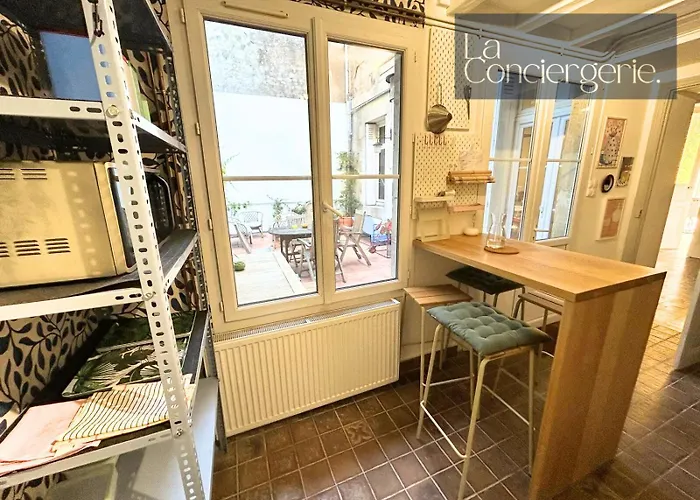 A Louer Au Sein D'une Auberge- Maillochon- Gare - - Πουατιέ